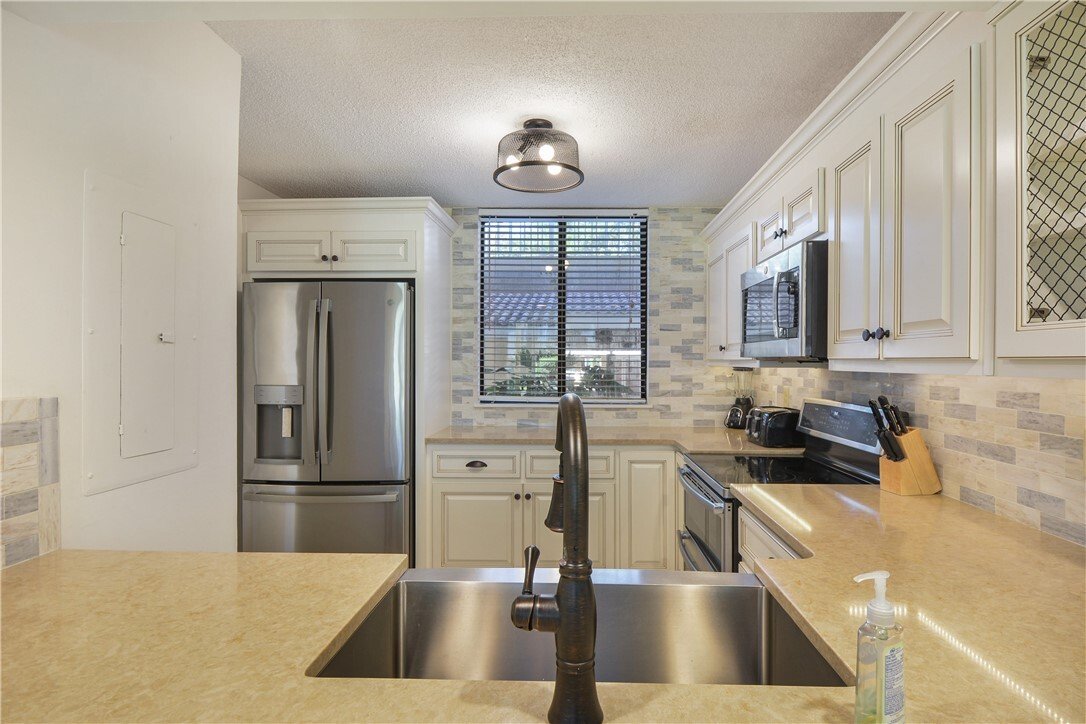 Condo in St. Simons, Georgia, United States 4 - 16370500
