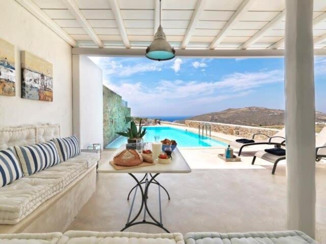 House in Ano Mera Community, Aegean, Greece 1 - 16371395
