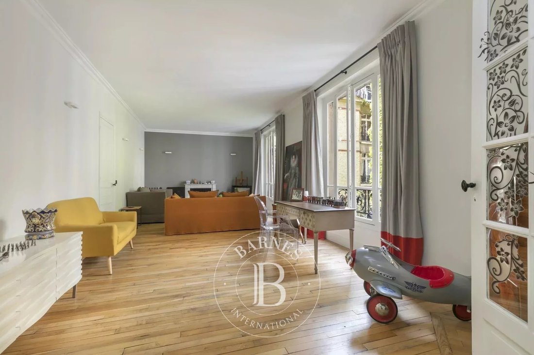 Apartment in Porte Dauphine, Paris 16e Arrondissement, Paris 3 - 16368493