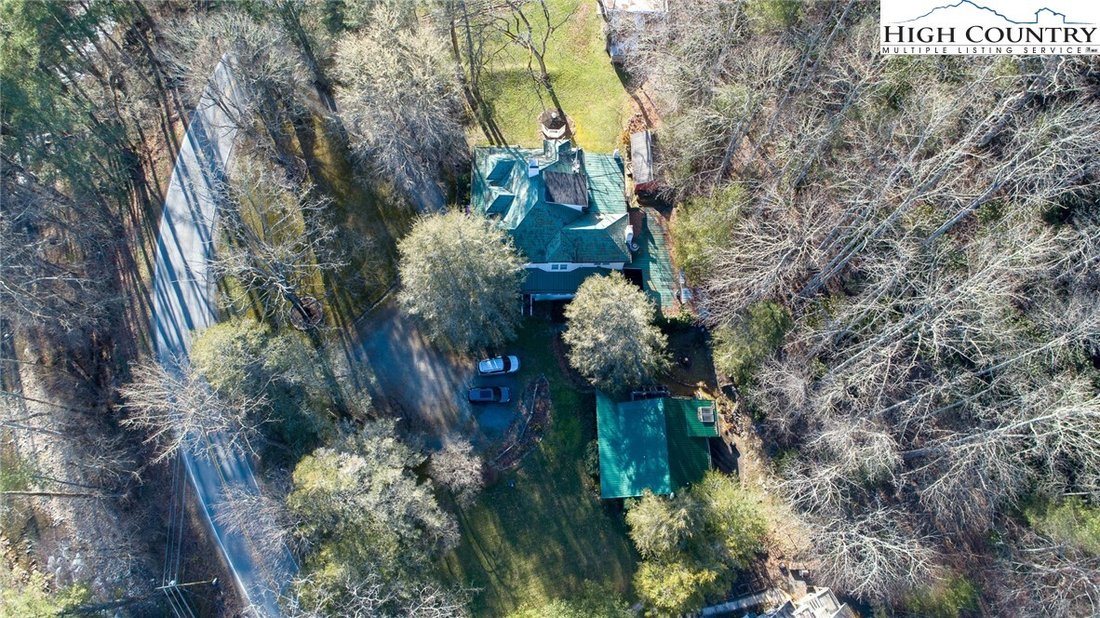 House in Sugar Grove, North Carolina, United States 2 - 16371221