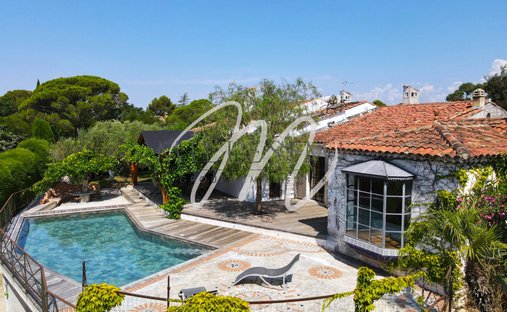 Villa in Counillier Valescure, Frejus, France 1