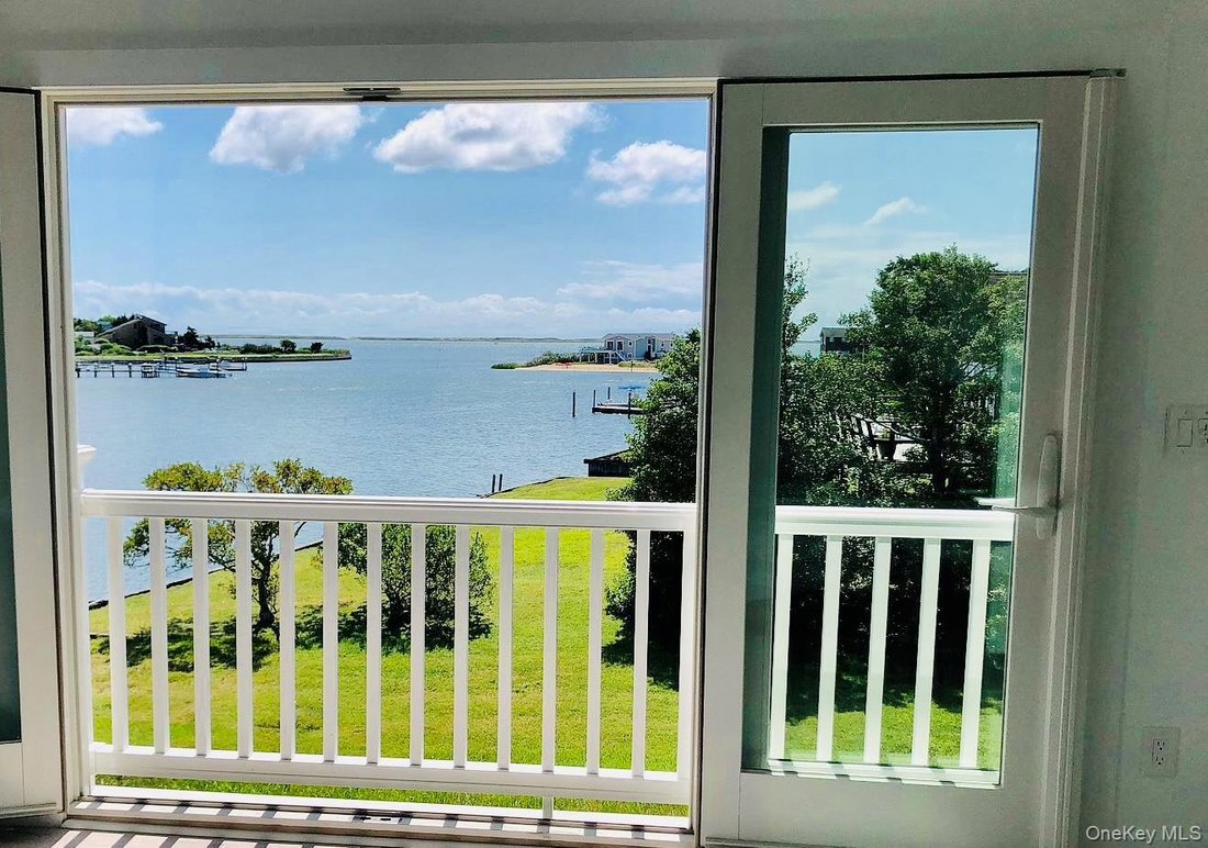 Residential In Hampton Bays In Hampton Bays, New York, United States ...