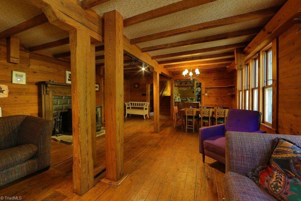 House in Elkin, North Carolina, United States 4 - 16371103