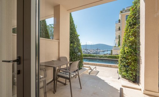 Apartment in Tivat, Tivat Municipality, Montenegro 1