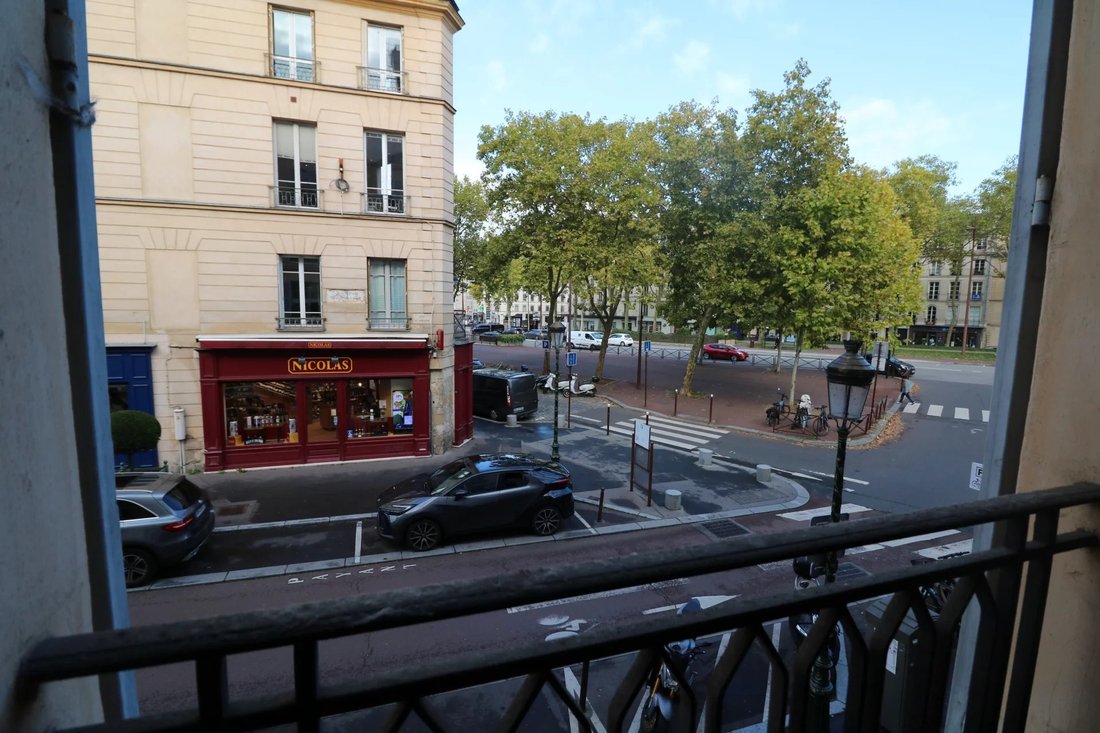 Apartment in Montreuil, Versailles, France 5 - 16369184