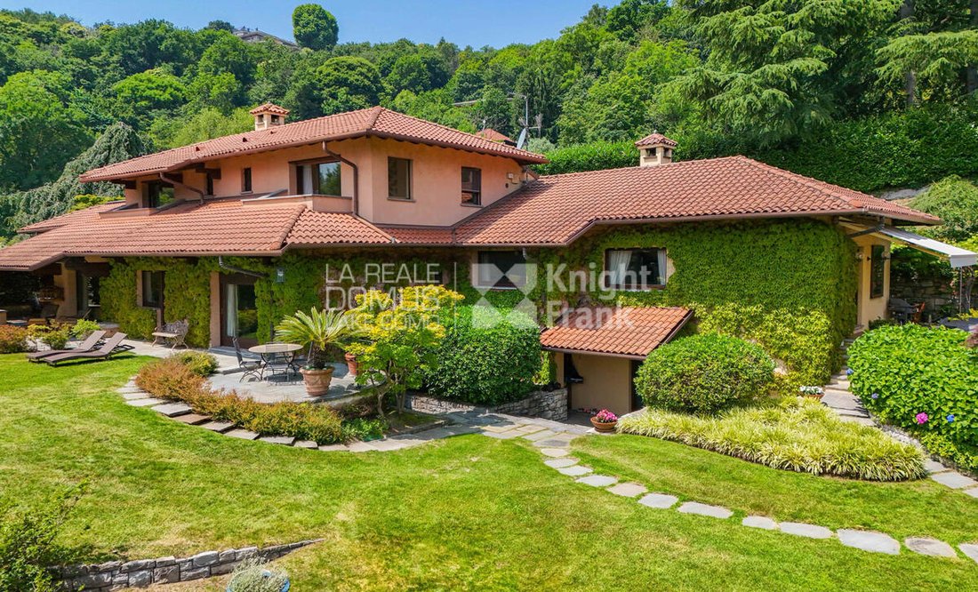 Villa a Centro-Lago Occidentale, Como, Lombardia 1 - 16368413
