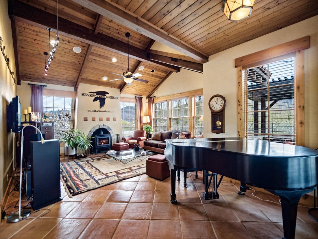 House in Malaga, Washington, United States 3 - 16368299