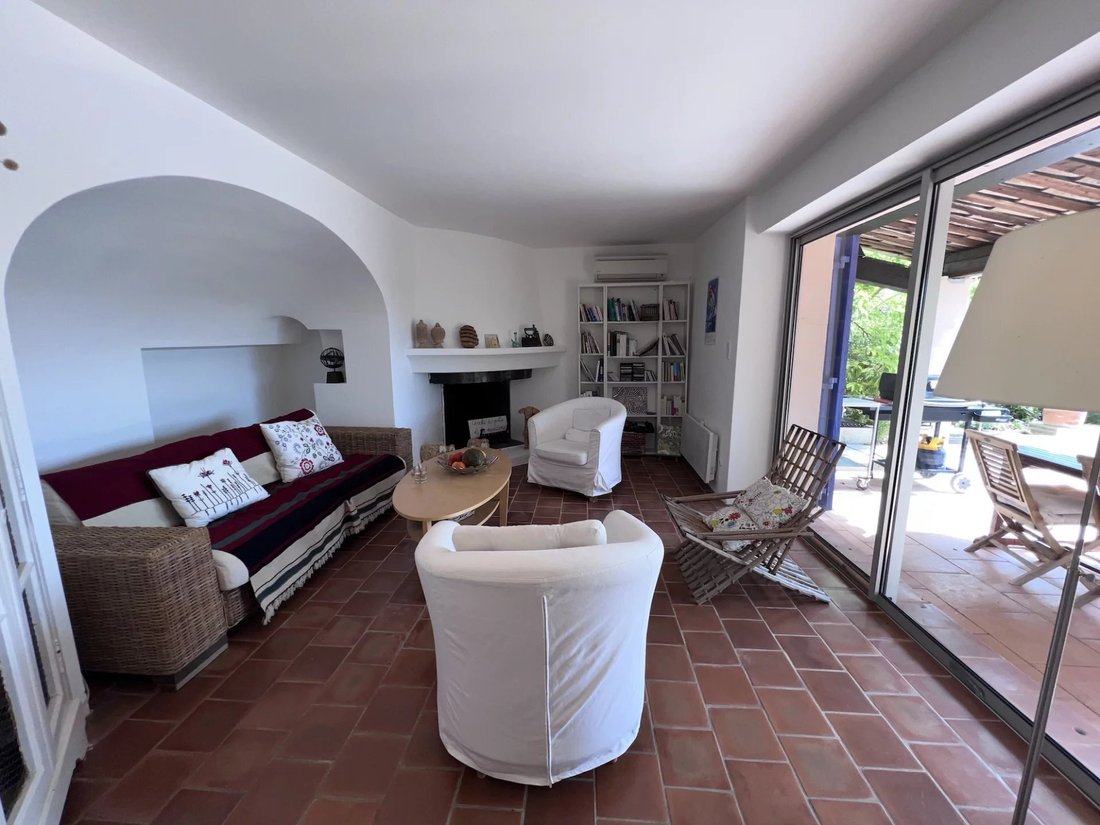 Villa in Cabasse, Provence-Alpes-Côte d'Azur, France 5 - 16370374