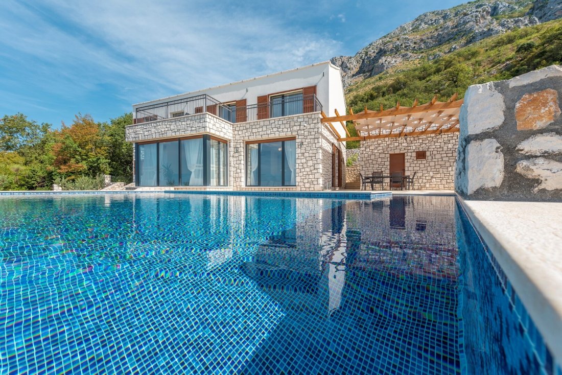 Villa in Drobnići, Budva Municipality, Montenegro 4 - 16369783