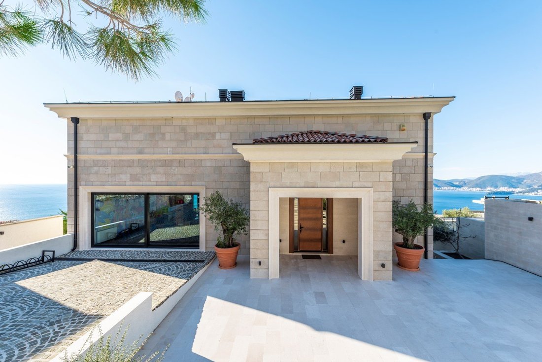 Villa in Blizikuće, Budva Municipality, Montenegro 5 - 16369641