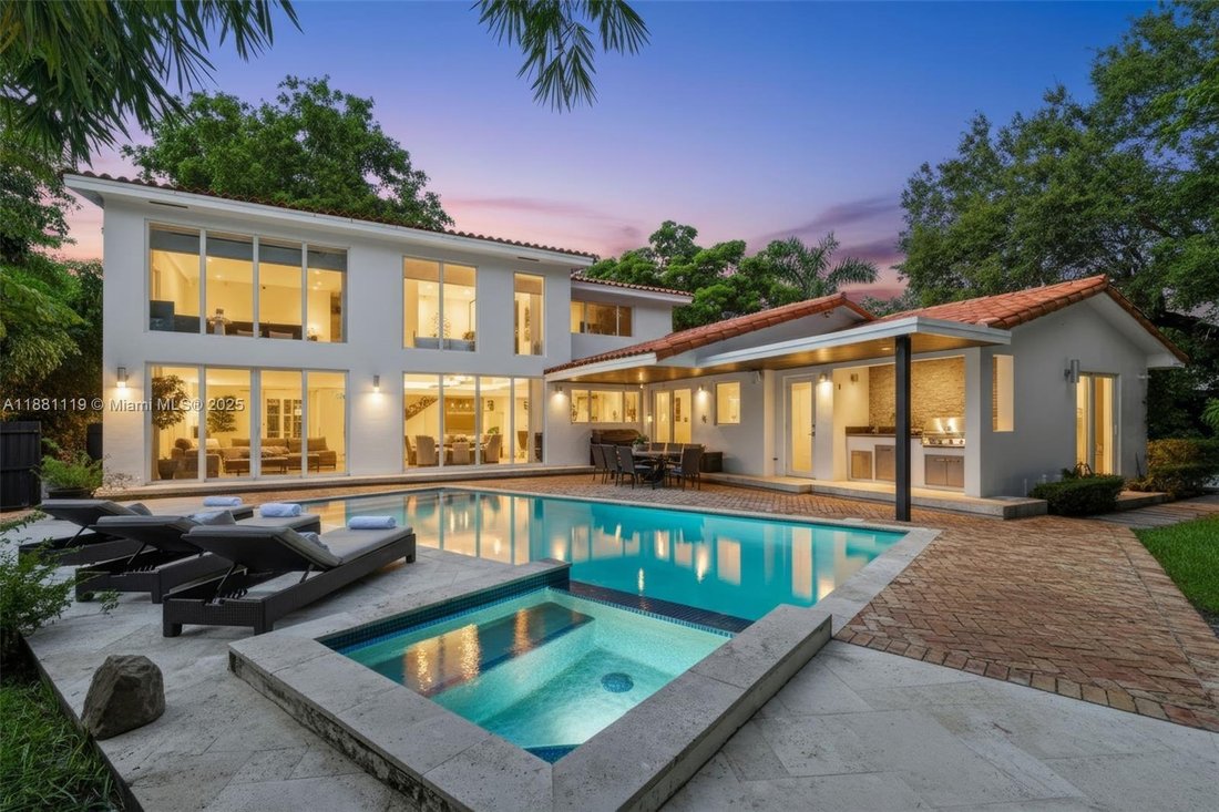 House in Miami, Florida, United States 1 - 16369089