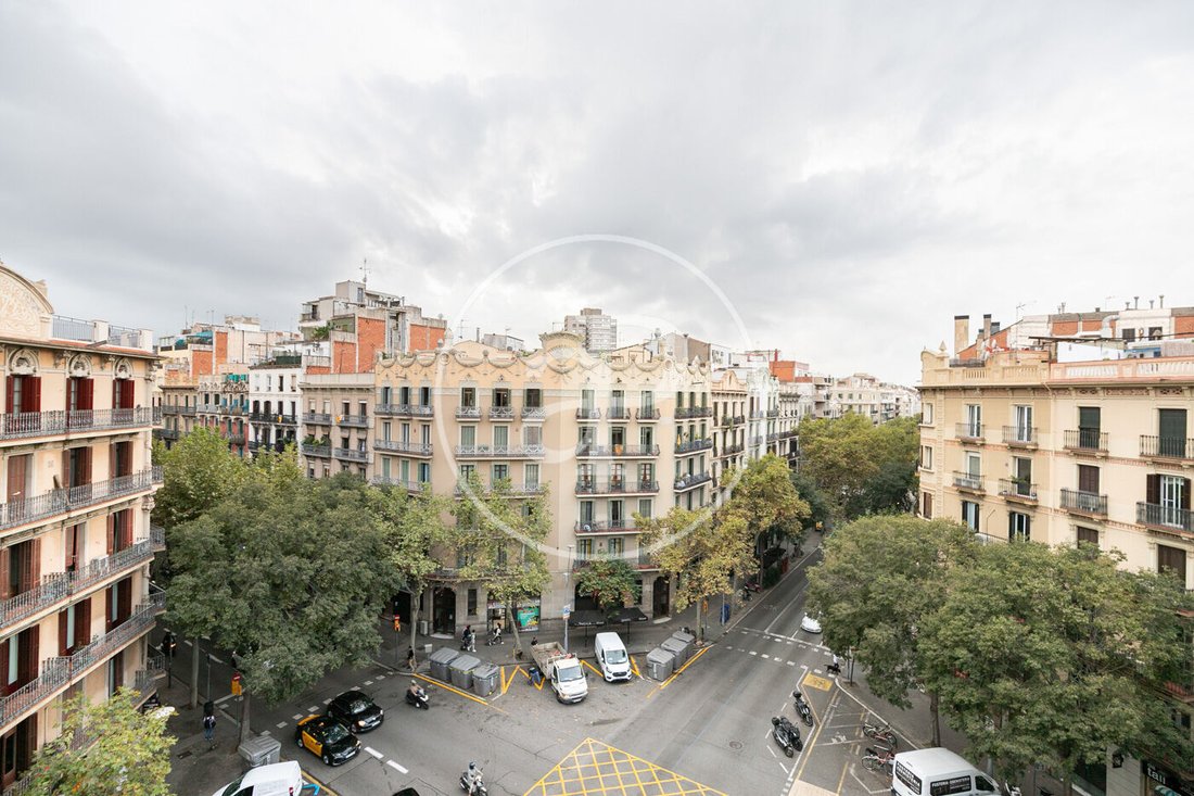 Penthouse in Eixample, Barcelona, Spain 3 - 16381456