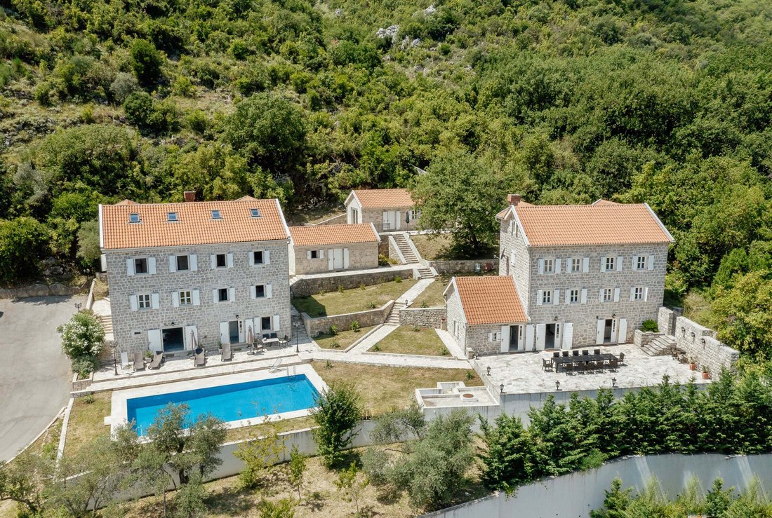 House in Donji Stoliv, Kotor Municipality, Montenegro 1 - 16369684