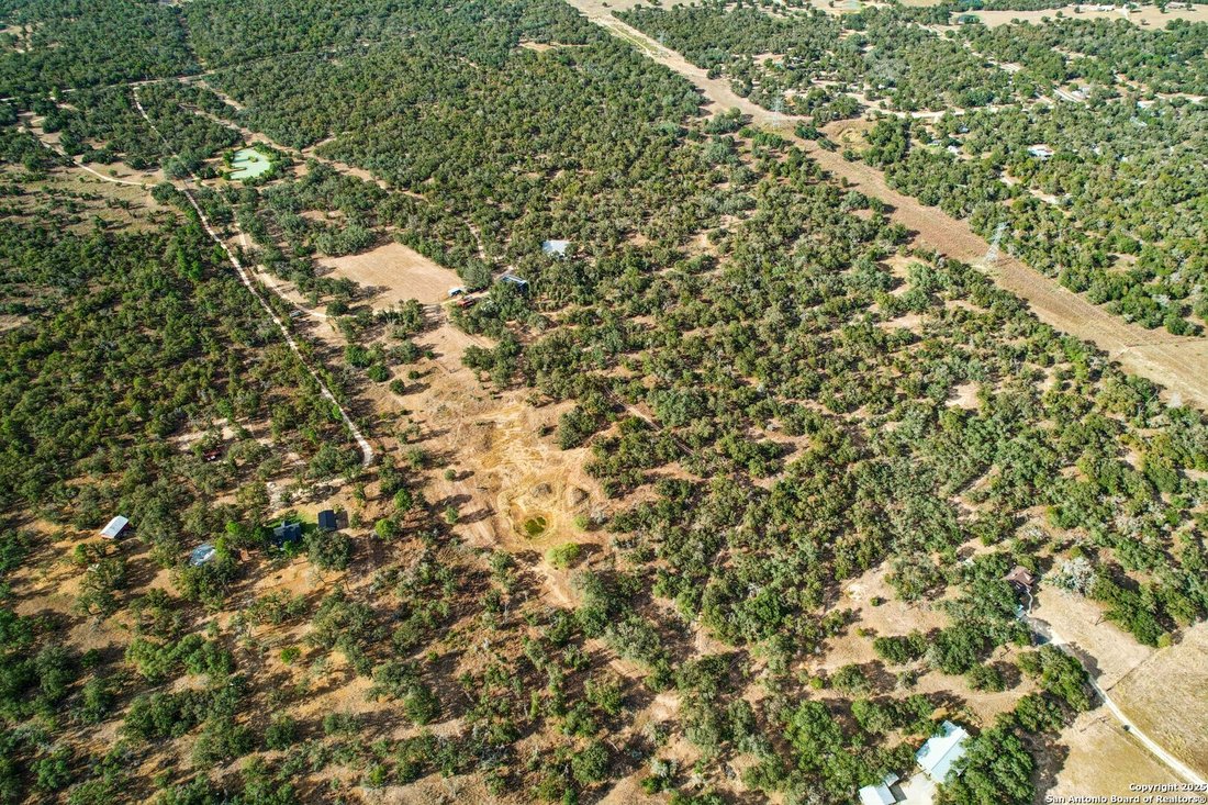 House in Seguin, Texas, United States 5 - 16378812