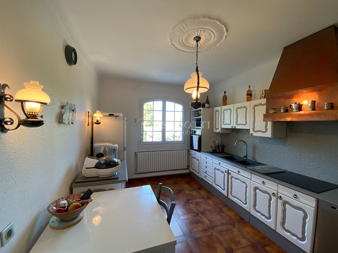 House in Plan-d'Orgon, Provence-Alpes-Côte d'Azur, France 4 - 16380900