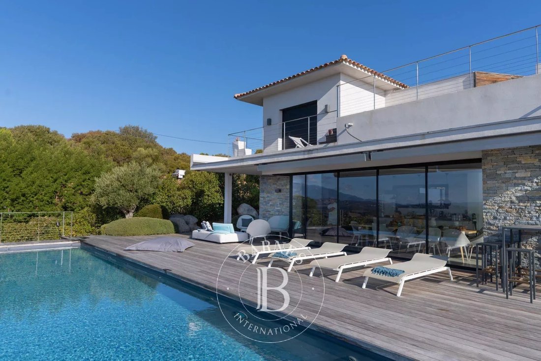 Villa in Zonza, Corsica, France 1 - 13890750