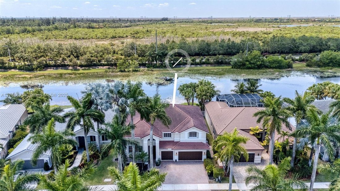House in Weston, Florida, United States 2 - 16367425