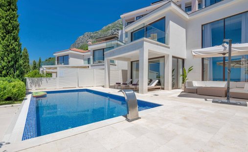 Villa in Drobnići, Budva Municipality, Montenegro 1