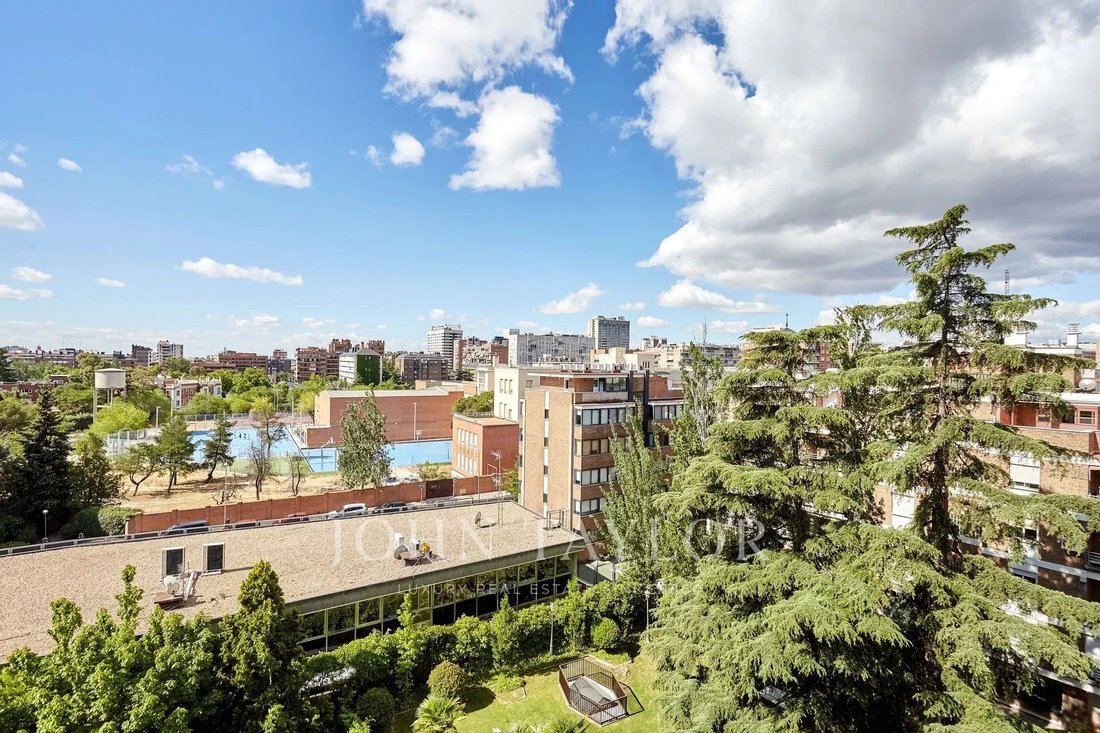 Apartment in Chamartín, Madrid, Spain 2 - 10753348