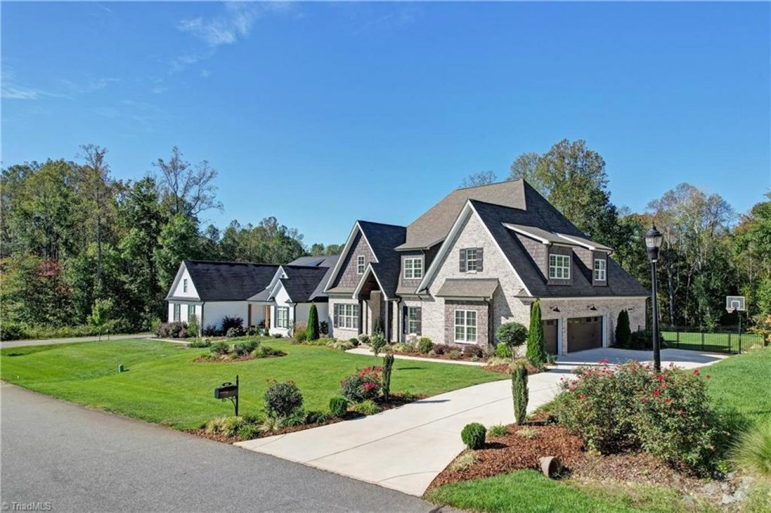 House in Greensboro, North Carolina, United States 2 - 16381402