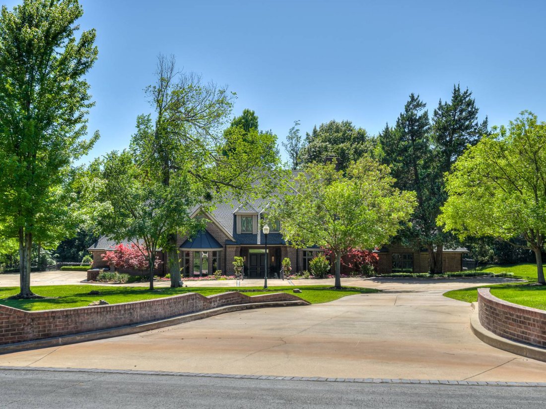 House in Edmond, Oklahoma, United States 4 - 16367196