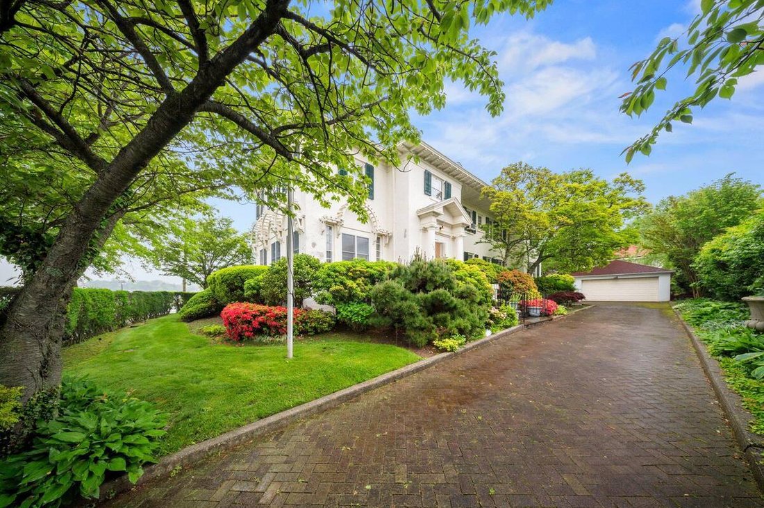 House in New York, New York, United States 4 - 16366538