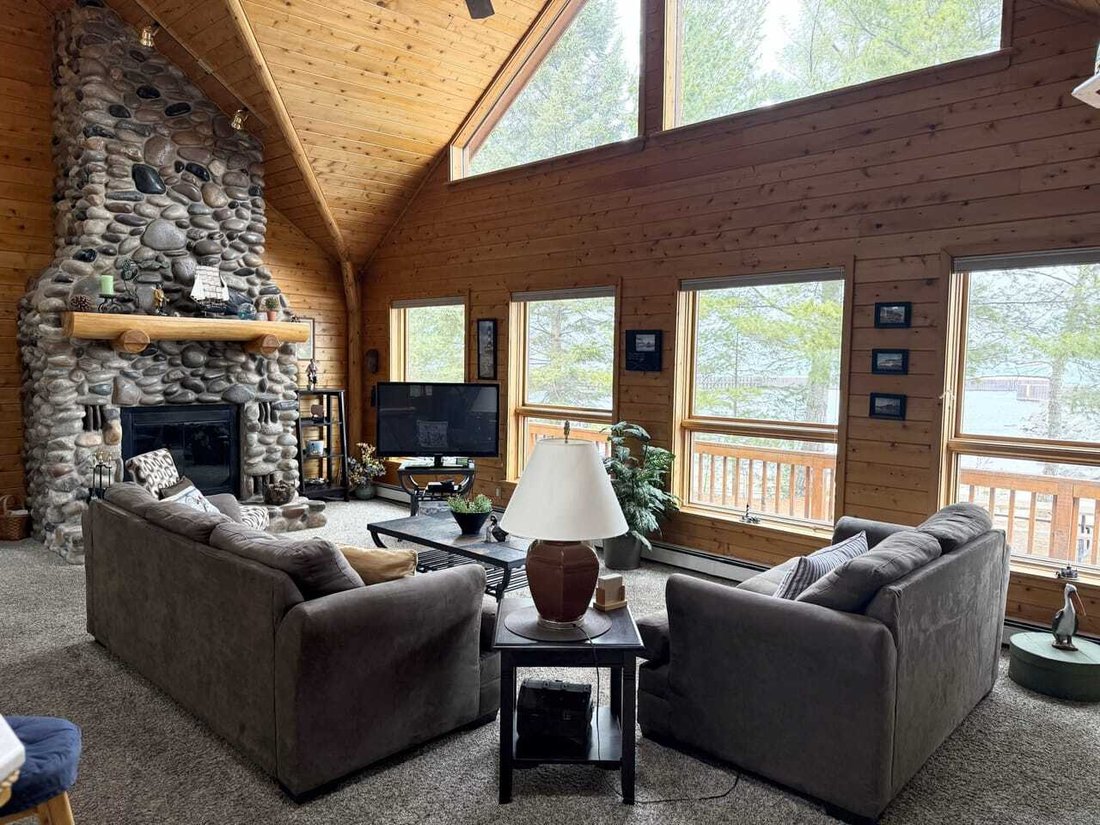 House in Marquette, Michigan, United States 2 - 16367667