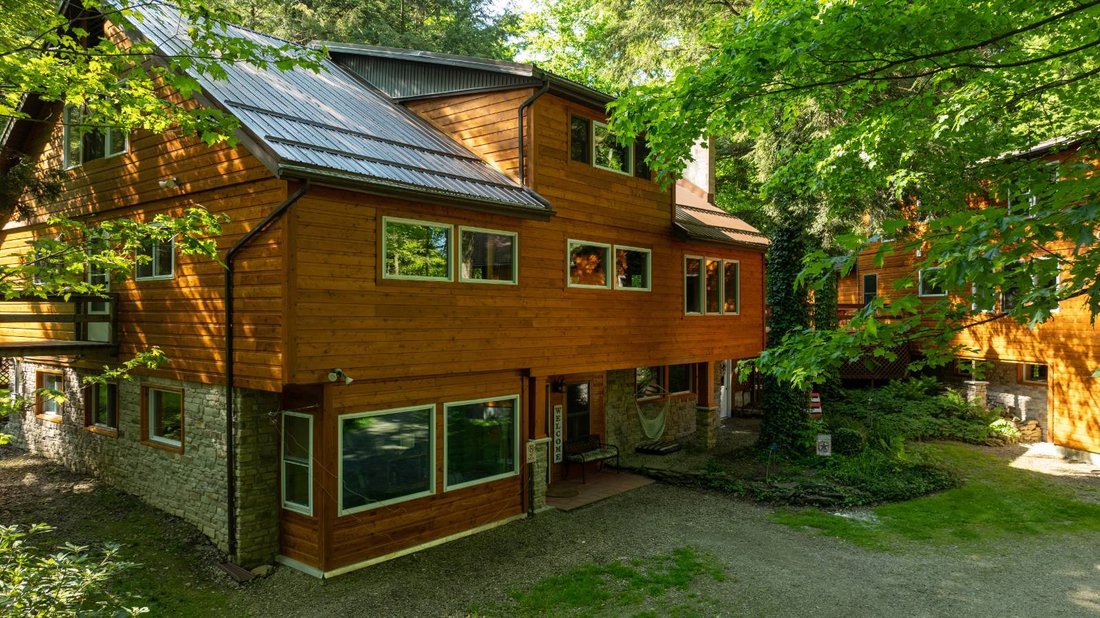 House in Grand Valley, Pennsylvania, United States 2 - 16366327