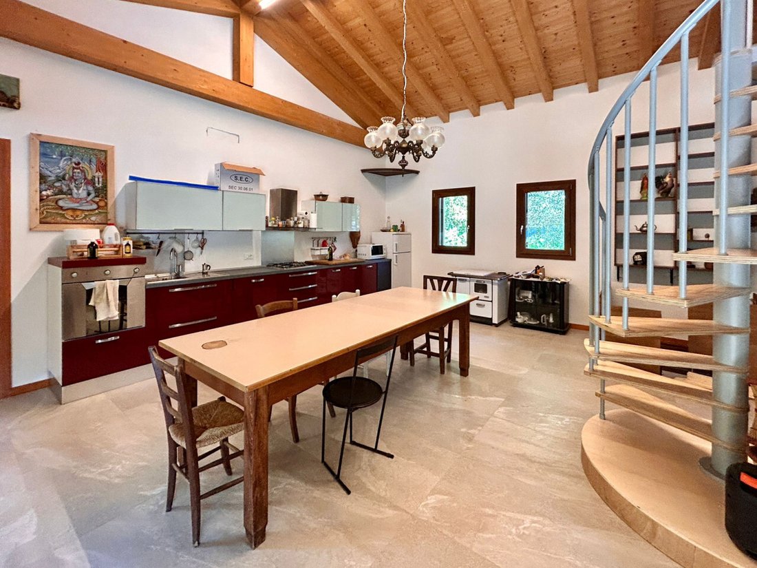 Villa in Altavilla Vicentina, Veneto, Italy 2 - 16379406