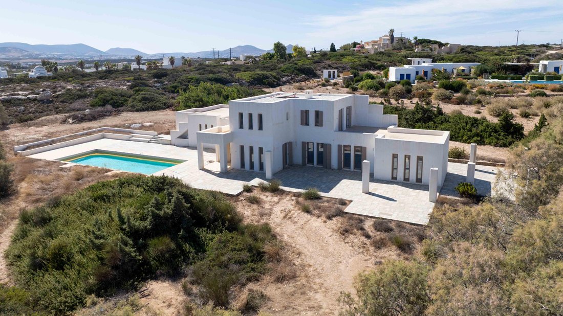 Villa in Paros, Aegean, Greece 1 - 16176808
