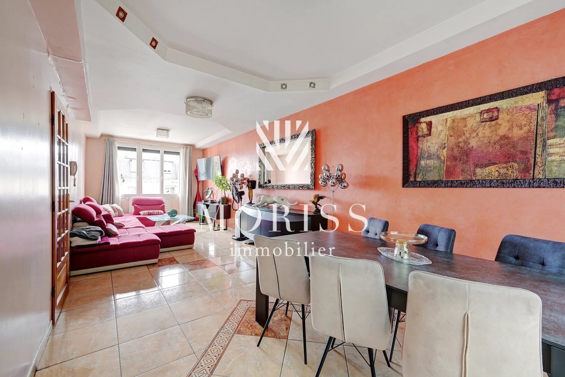 House in Fontenay-sous-Bois, Ile-de-France, France 1 - 16372259