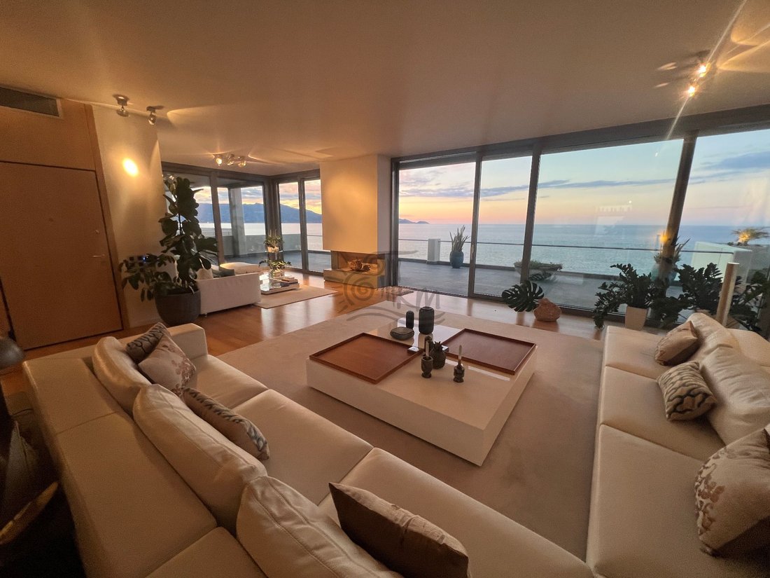 Image showcasing Penthouse for sale in Greece | Engel & Völkers