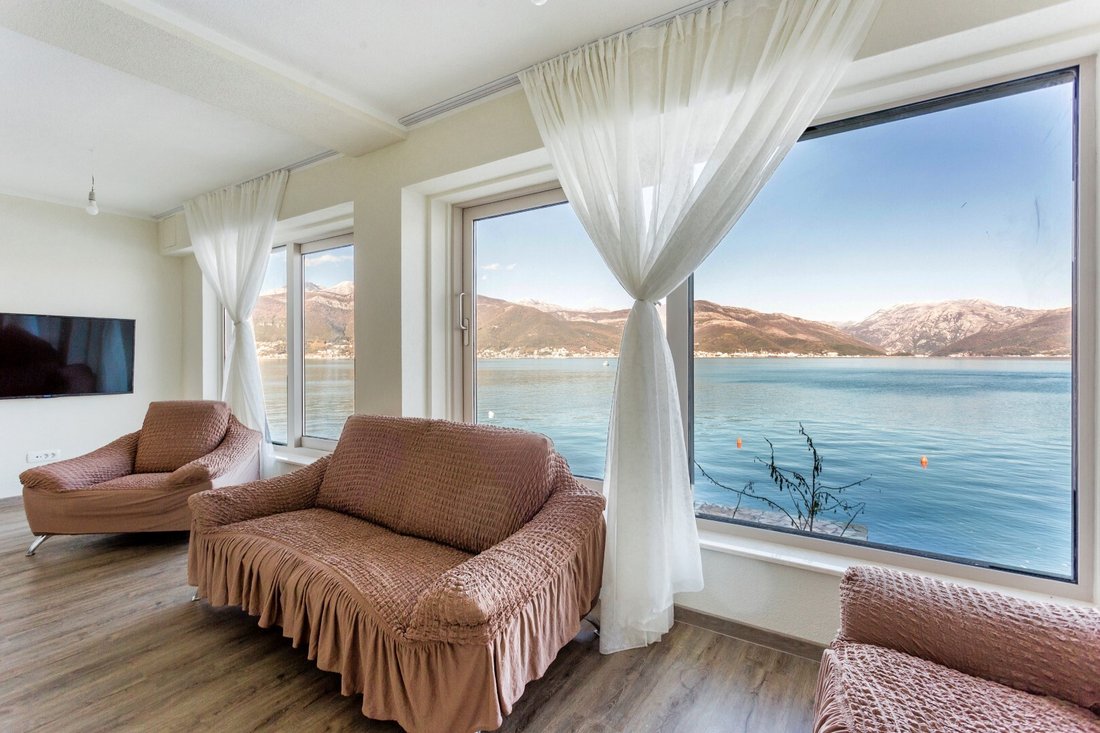 Villa in Krašići, Tivat Municipality, Montenegro 5 - 16369756