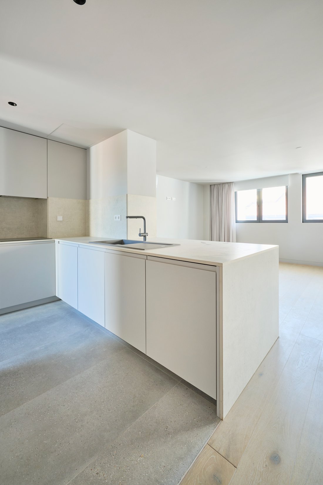 Apartment in Avenidas Novas, Lisbon, Portugal 3 - 16368348