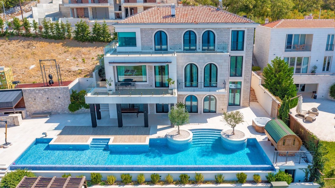 Villa in Blizikuće, Budva Municipality, Montenegro 3 - 16369641