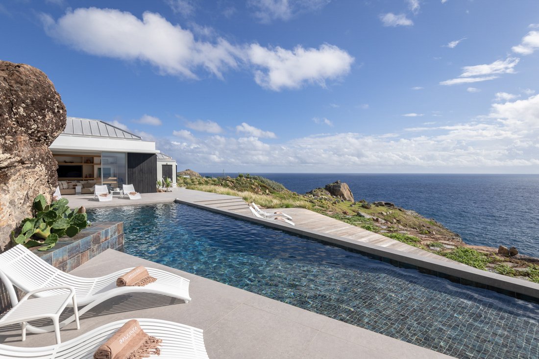 Villa in Petit Cul-de-Sac, Saint Barthélemy 2 - 16381520