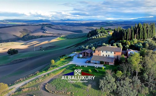 Villa in Taverne d'Arbia, Tuscany, Italy 1
