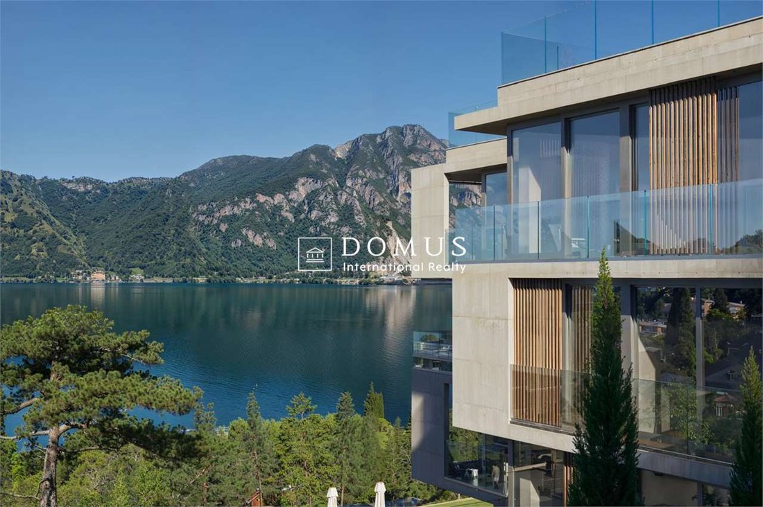 Apartment in Campione d'Italia, Lombardy, Italy 1 - 16372118
