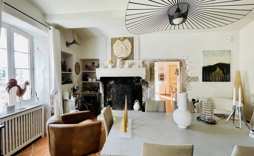 Barnes South Drôme Sumptuous Renovated Medieval Castle Panoramic View Swimming Pool