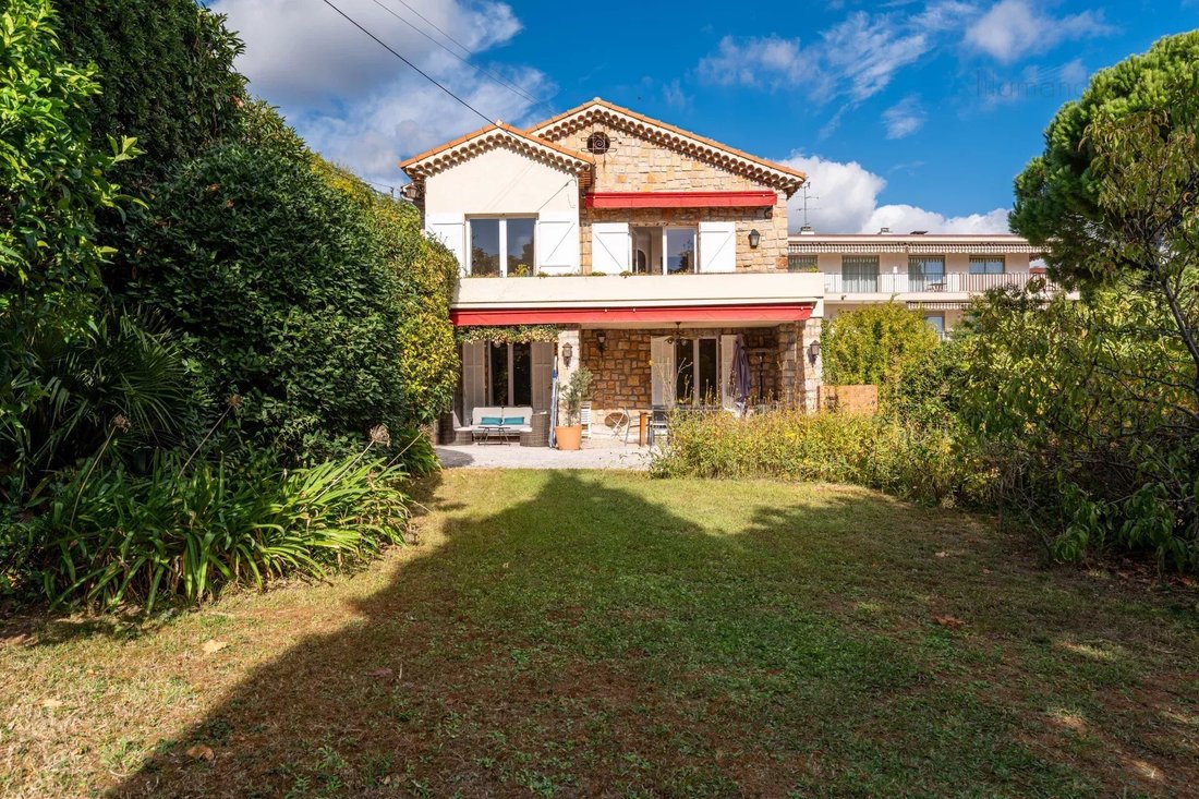 Villa in Vallergues, Cannes, France 4 - 16368751