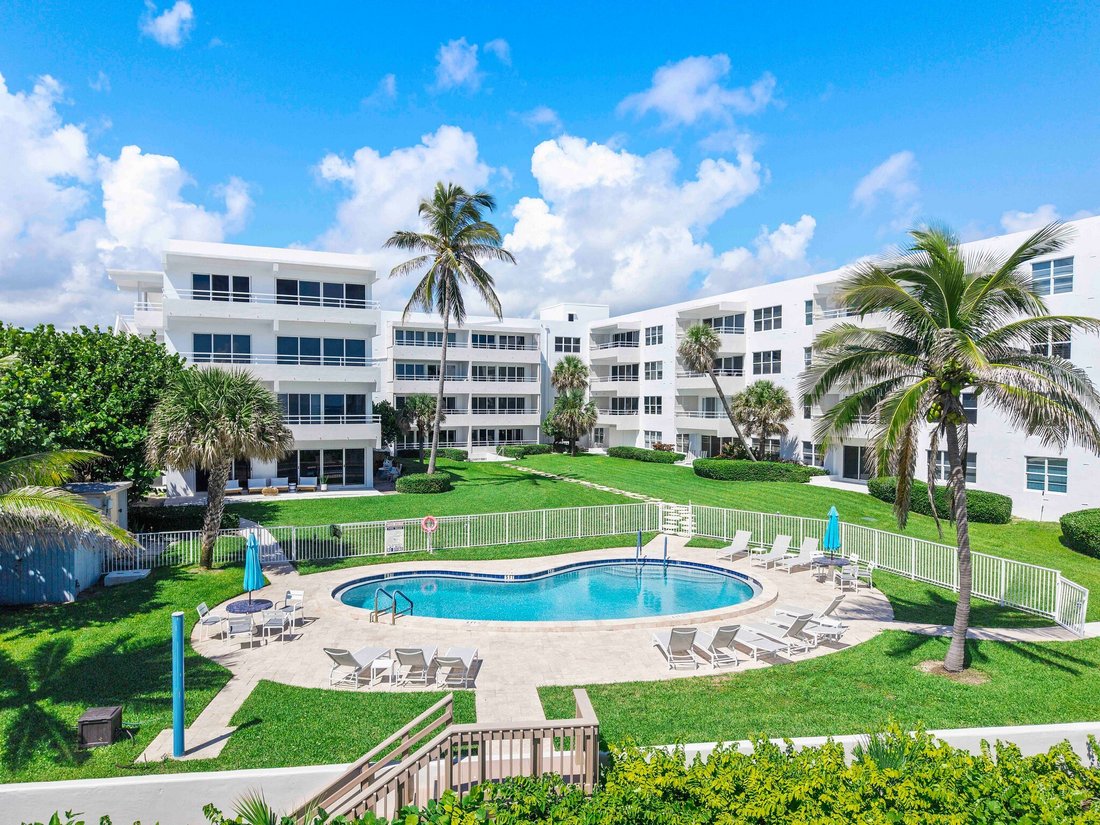 Condo in Boca Raton, Florida, United States 5 - 16372077