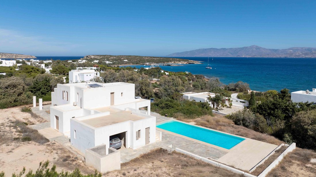 Villa in Paros, Aegean, Greece 2 - 16176808