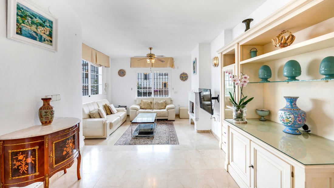 Townhouse in Marbella, Andalusia, Spain 4 - 16371746