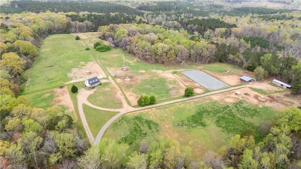 House in Saxapahaw, North Carolina, United States 1 - 16370907