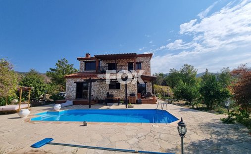 Villa a Agia Marina Chrysochous, Distretto di Pafo, Cipro 1