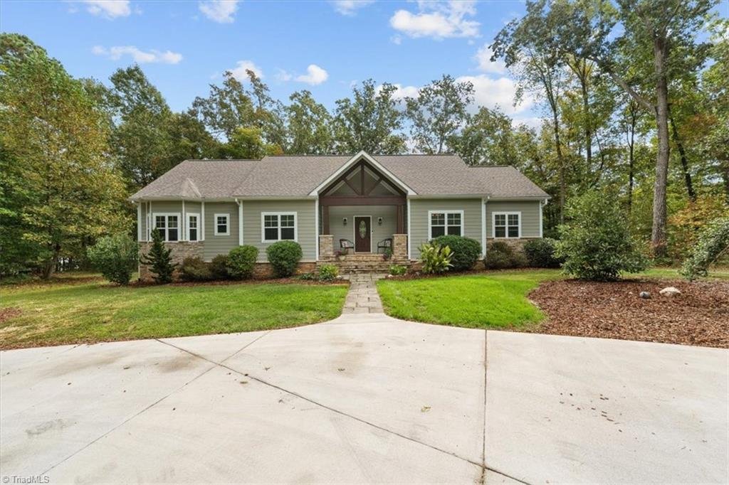 House in Asheboro, North Carolina, United States 2 - 16370873
