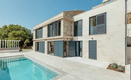 Villa in Blizikuće, Budva Municipality, Montenegro 1