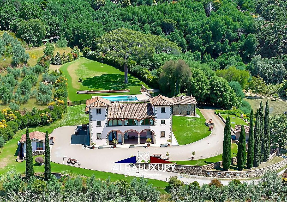 Villa in Terranuova Bracciolini, Tuscany, Italy 2 - 16184778