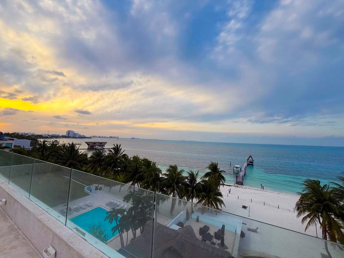 Villa in Cancún, Quintana Roo, Mexico 1 - 16381532