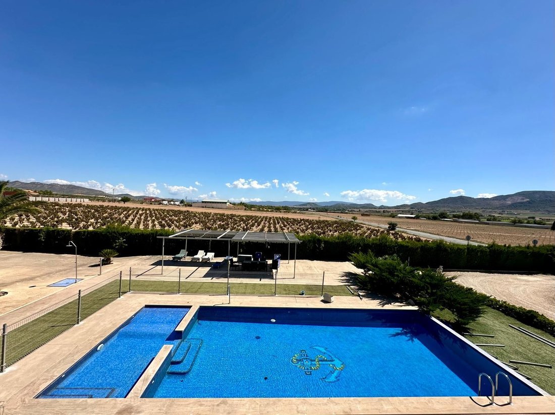 Villa in Yecla, Región de Murcia, Spain 2 - 16382688